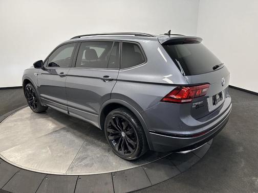 2021 Volkswagen Tiguan 2.0T SE R-Line Black