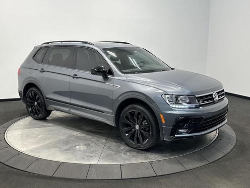 2021 Volkswagen Tiguan 2.0T SE R-Line Black