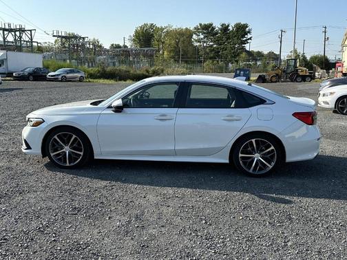 2022 Honda Civic Touring