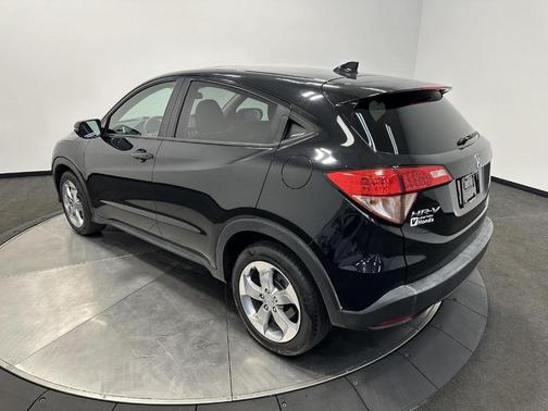 Crystal Black Pearl 2017 Honda HR-V EX