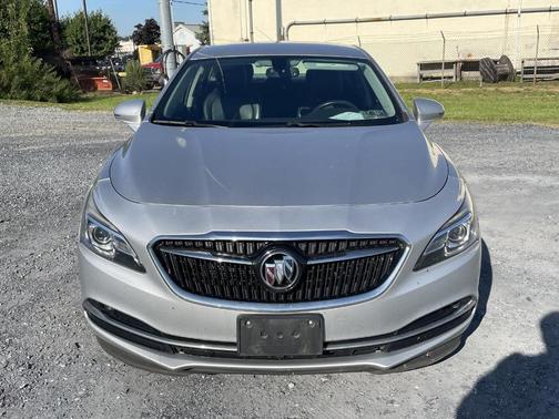 2017 Buick LaCrosse Essence