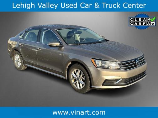 2016 Volkswagen Passat 1.8T S