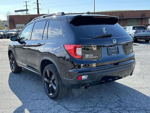 Crystal Black Pearl 2021 Honda Passport Elite