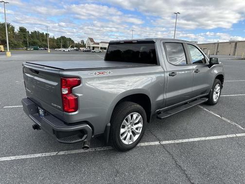 2020 Chevrolet Silverado 1500 Custom