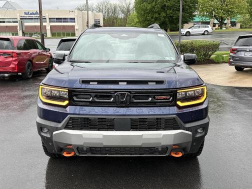 Obsidian Blue Pearl 2026 Honda Passport TrailSport Blackout