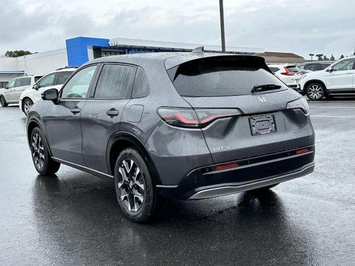 Modern Steel Metallic 2027 Honda HR-V EX-L