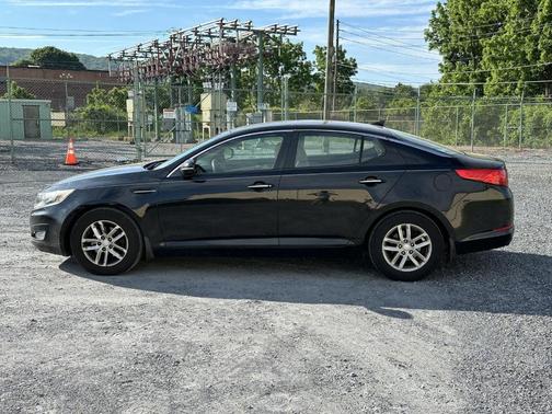 Ebony Black 2012 Kia Optima LX