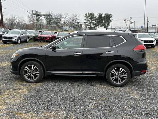 2017 Nissan Rogue SL