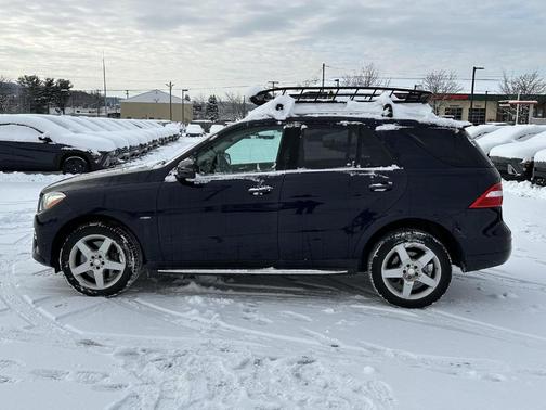 2012 Mercedes-Benz M-Class ML 550 4MATIC