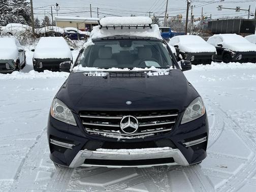2012 Mercedes-Benz M-Class ML 550 4MATIC