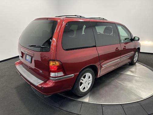 2003 Ford Windstar SE