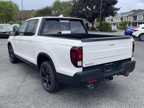 2025 Honda Ridgeline Black Edition