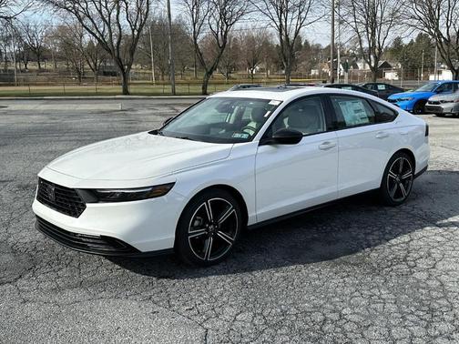 Platinum White Pearl 2026 Honda Accord SE