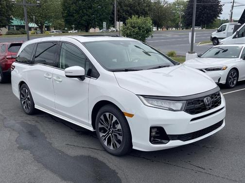 Platinum White Pearl 2026 Honda Odyssey Elite