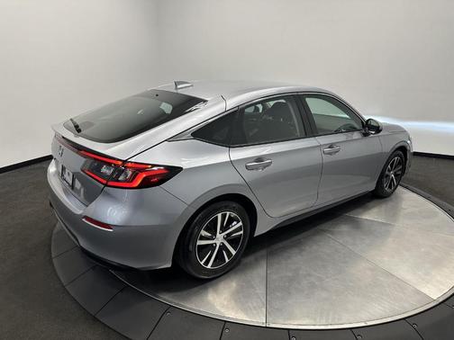 Lunar Silver Metallic 2024 Honda Civic LX