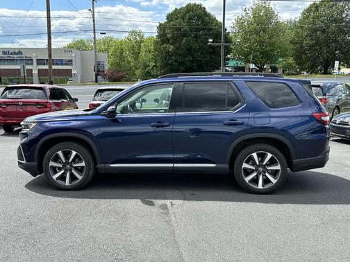 Obsidian Blue Pearl 2024 Honda Pilot Touring