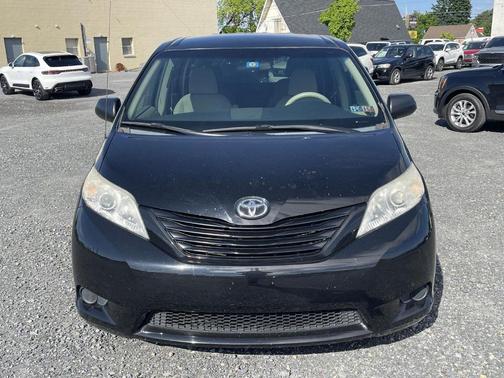 2013 Toyota Sienna Base