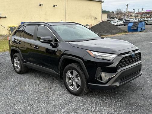 2024 Toyota RAV4 Hybrid XLE