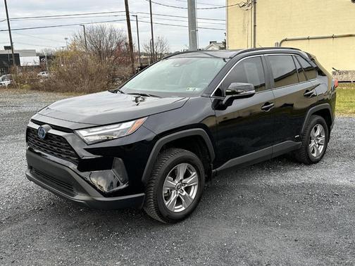 2024 Toyota RAV4 Hybrid XLE