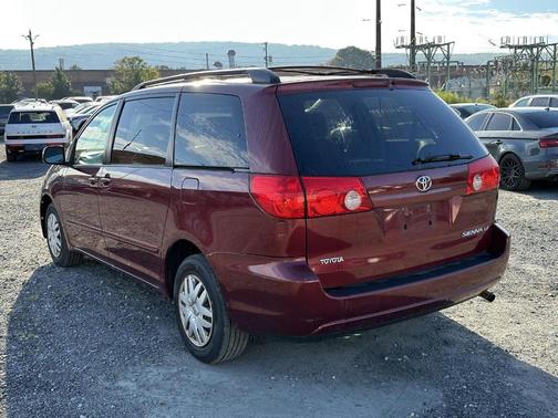 2008 Toyota Sienna LE