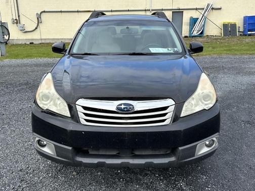 2010 Subaru Outback 2.5i Premium