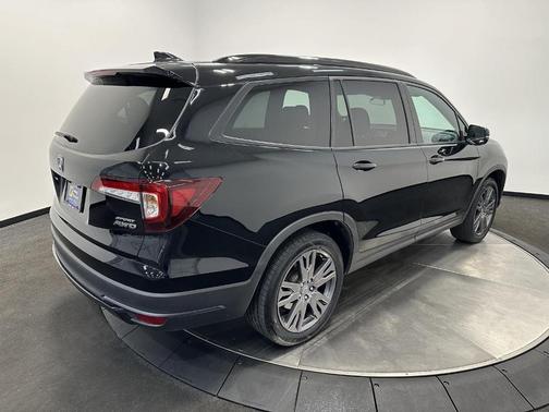2022 Honda Pilot Sport