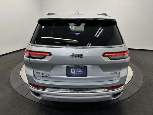 2022 Jeep Grand Cherokee L Overland