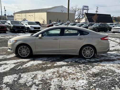2015 Ford Fusion SE