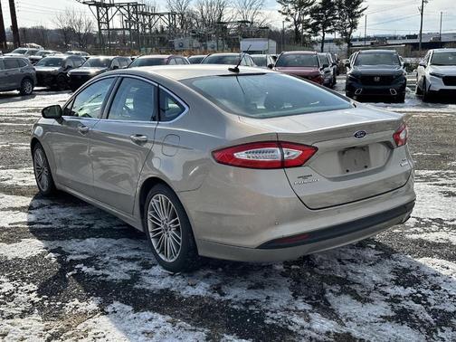2015 Ford Fusion SE