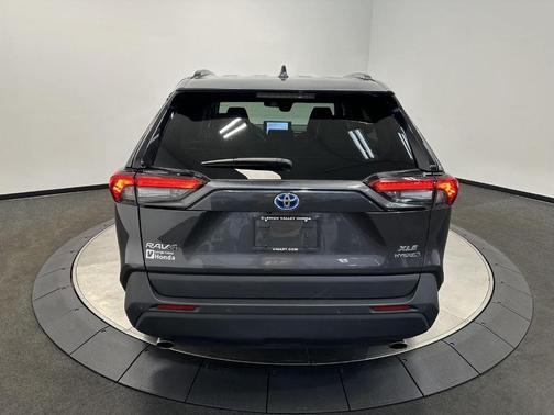 2023 Toyota RAV4 Hybrid XLE Premium