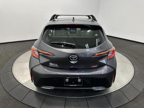 Magnetic Gray Metallic 2022 Toyota Corolla Hatchback XSE
