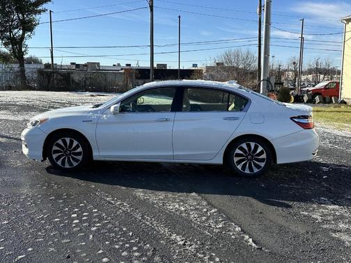2017 Honda Accord Hybrid EX-L