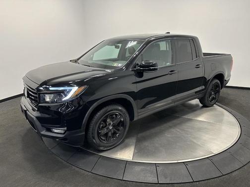 2022 Honda Ridgeline Black Edition