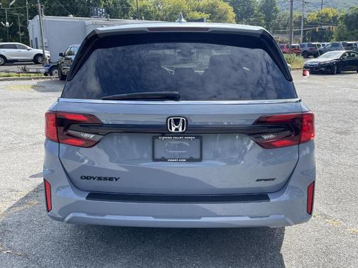 Sonic Gray Pearl 2026 Honda Odyssey Sport-L