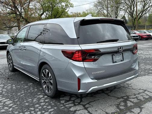 Solar Silver Metallic 2026 Honda Odyssey Elite