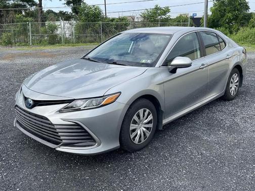 2023 Toyota Camry Hybrid LE
