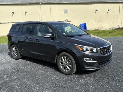 Metal 2020 Kia Sedona EX
