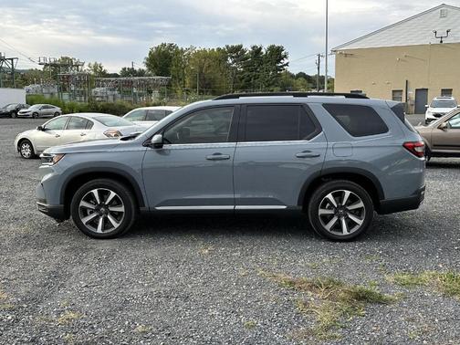 2025 Honda Pilot Elite