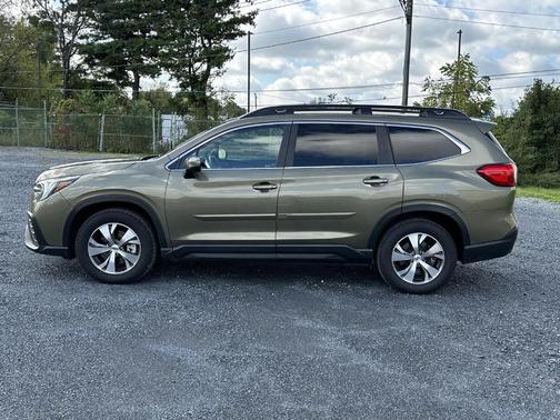 2023 Subaru Ascent Premium 7-Passenger