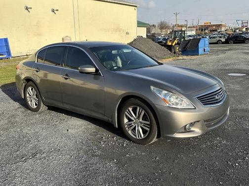 2010 INFINITI G37x Base