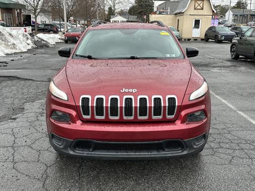 2017 Jeep Cherokee Sport