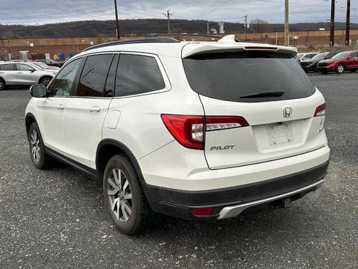 Platinum White Pearl 2021 Honda Pilot EX-L