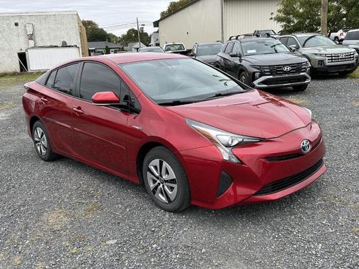 2016 Toyota Prius Three