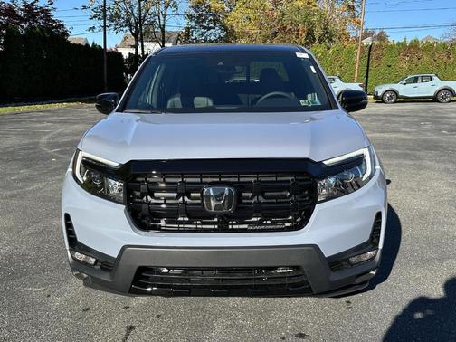 2026 Honda Ridgeline Black Edition Two-Tone