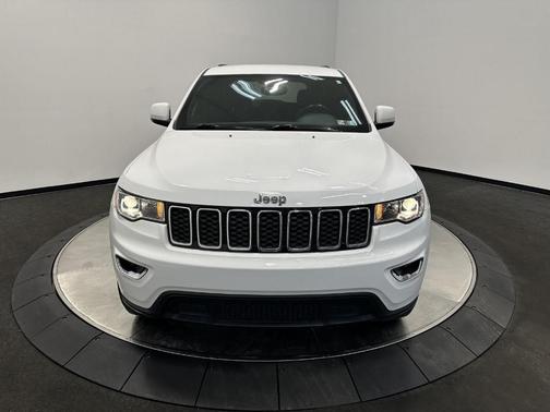 2022 Jeep Grand Cherokee WK Laredo