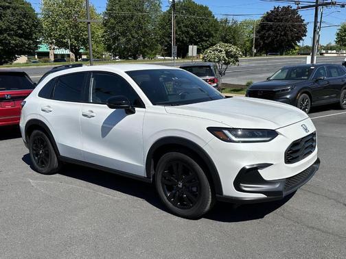 Platinum White Pearl 2026 Honda HR-V Sport