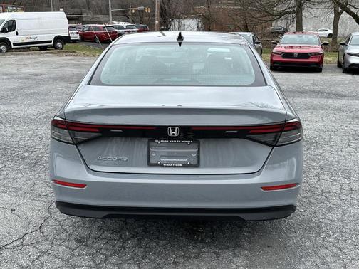 Urban Gray Pearl 2026 Honda Accord SE