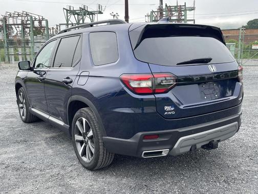 2025 Honda Pilot Elite