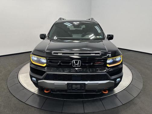 Crystal Black Pearl 2026 Honda Passport TrailSport
