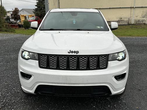2017 Jeep Grand Cherokee Altitude